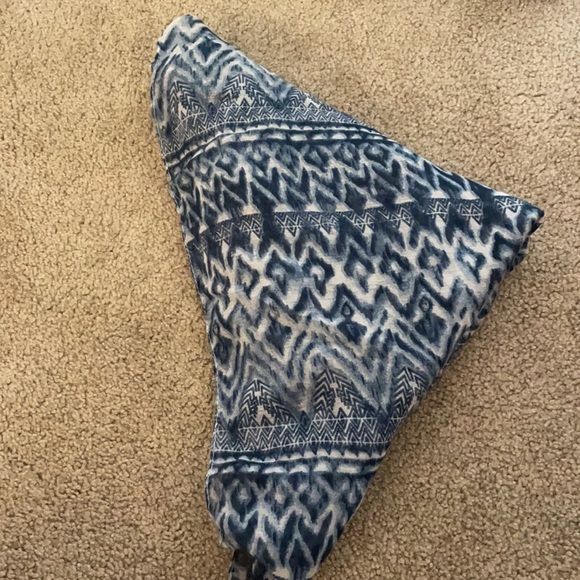 Set of Five Scarves. 4 Infinity. Floral. - Picture 6 of 6